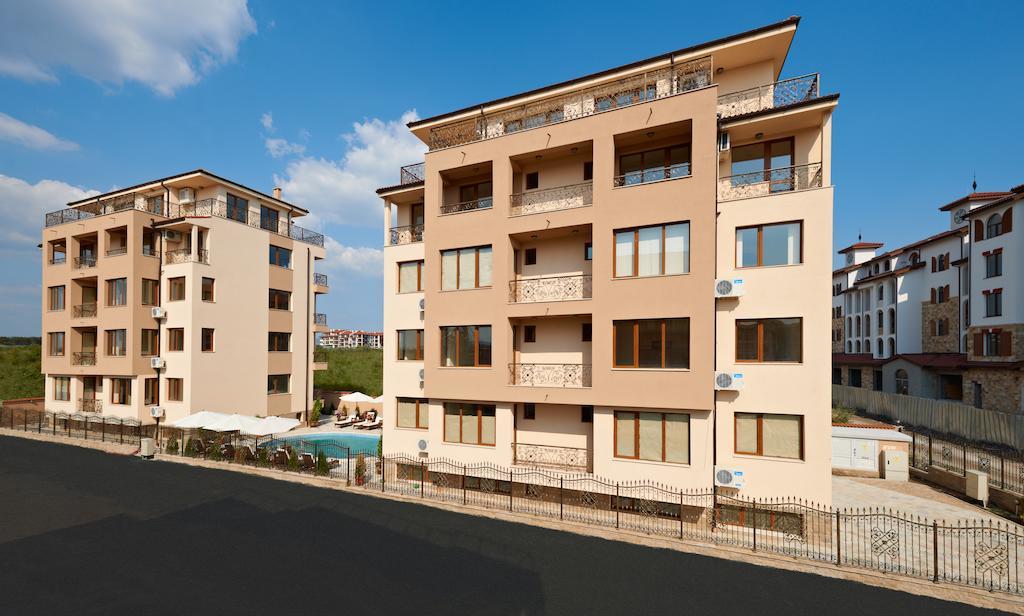 Stanny Court Aparthotel ネセバル エクステリア 写真